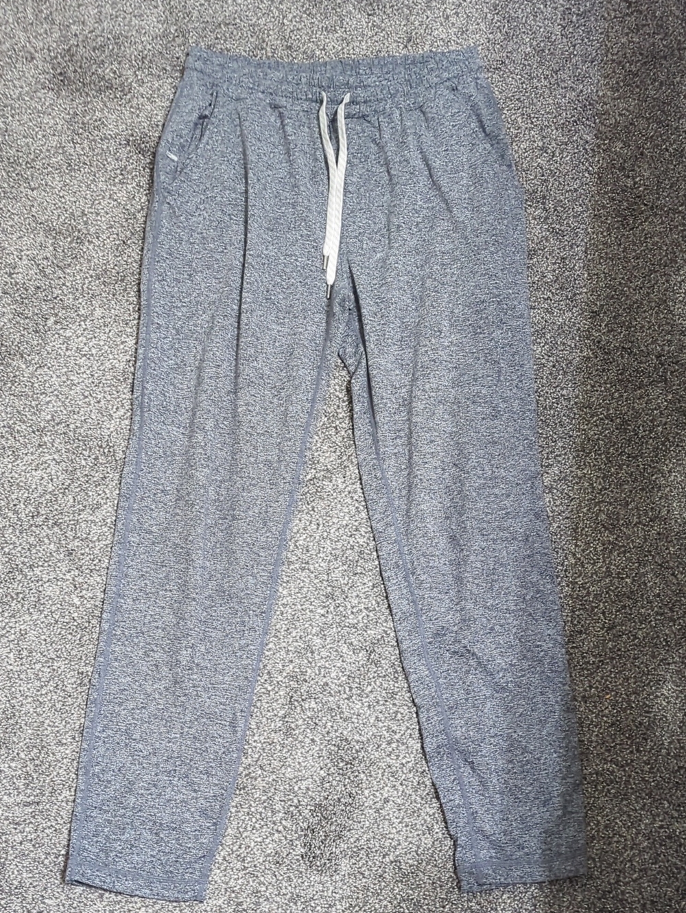 Vuori Men's Heather Navy Drawstring Joggers